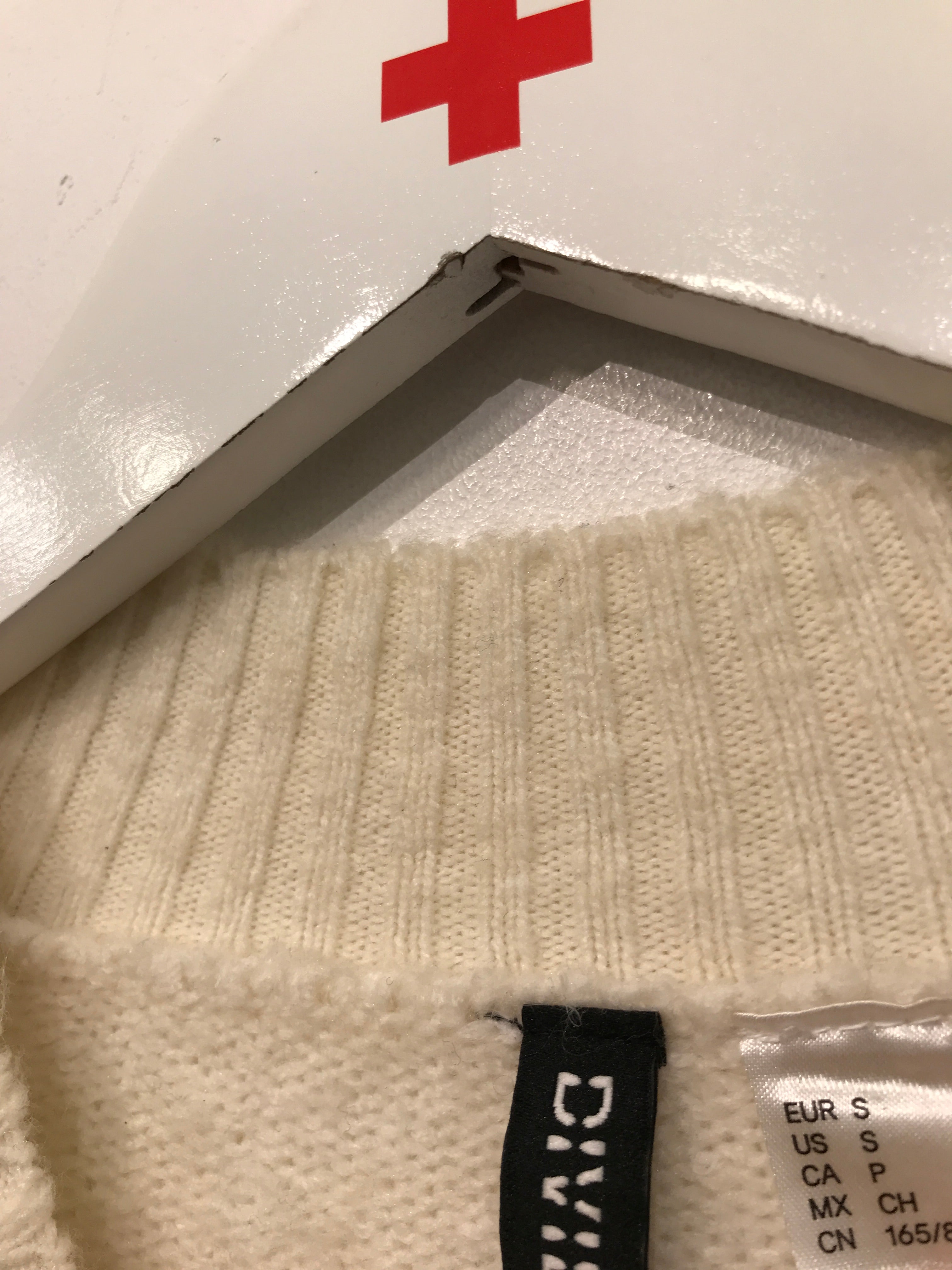 H&M Sweater